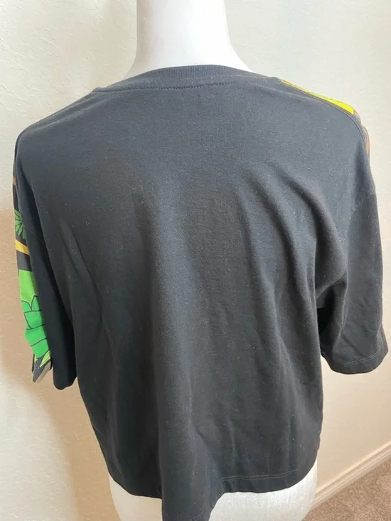 Auth Fendi Roma Black Tee - Picture 5 of 10